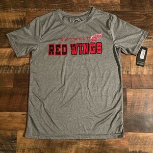 Boys Detroit Red Wings T-Shirt Size Large 12/14